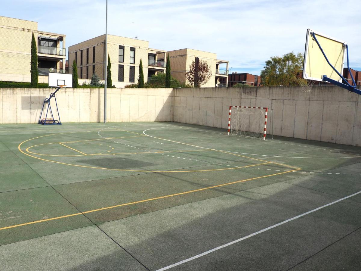 Apartamento Golf Buenas Vistas Cirueña Екстериор снимка