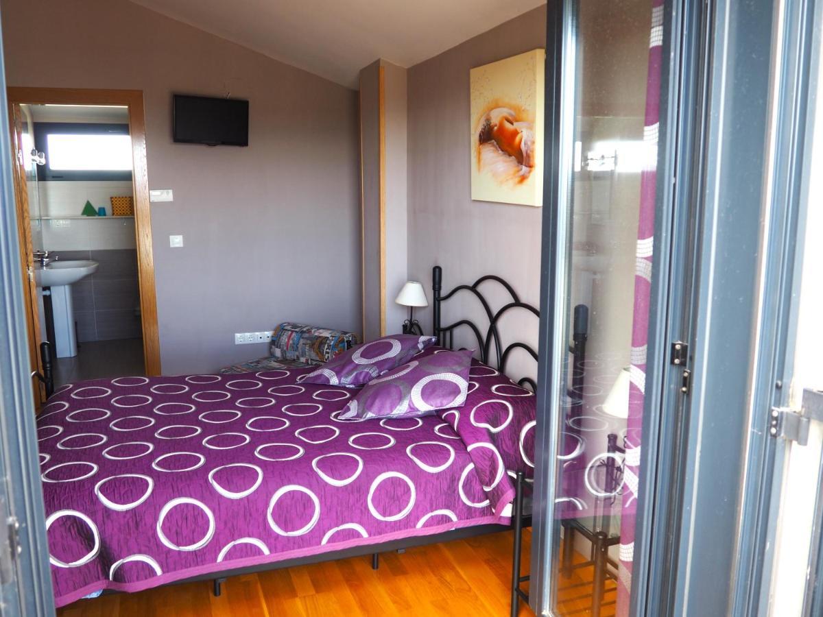 Apartamento Golf Buenas Vistas Cirueña Екстериор снимка